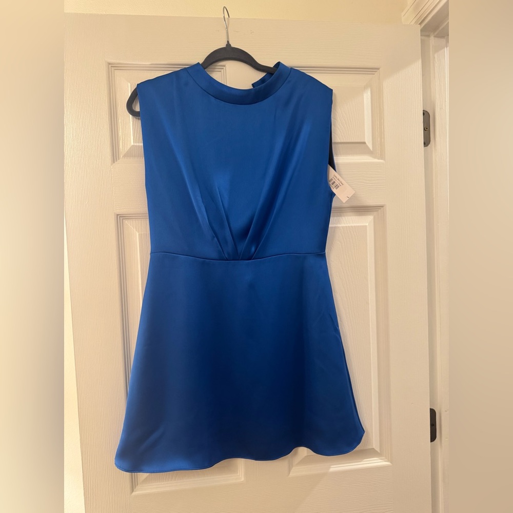 NWT Hemline Midi Dress